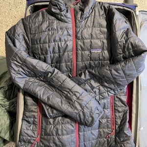 Patagonia Women Nano Puff Navy Size M